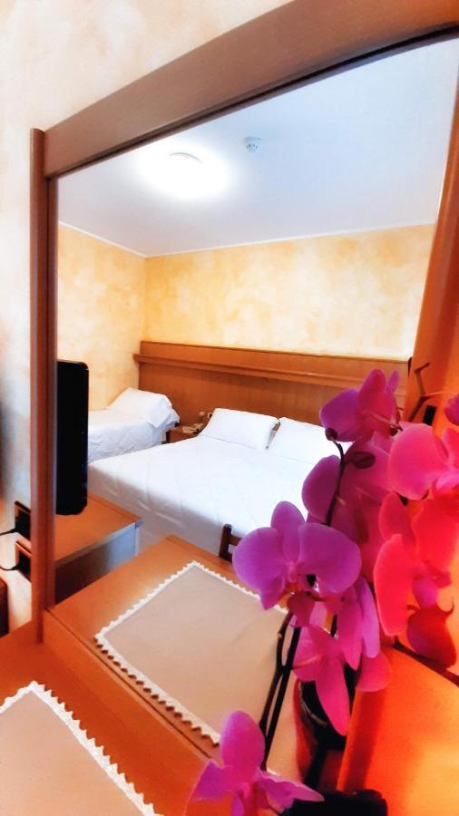 Hotel & Wellness Fra I Pini Lignano Sabbiadoro Exterior foto